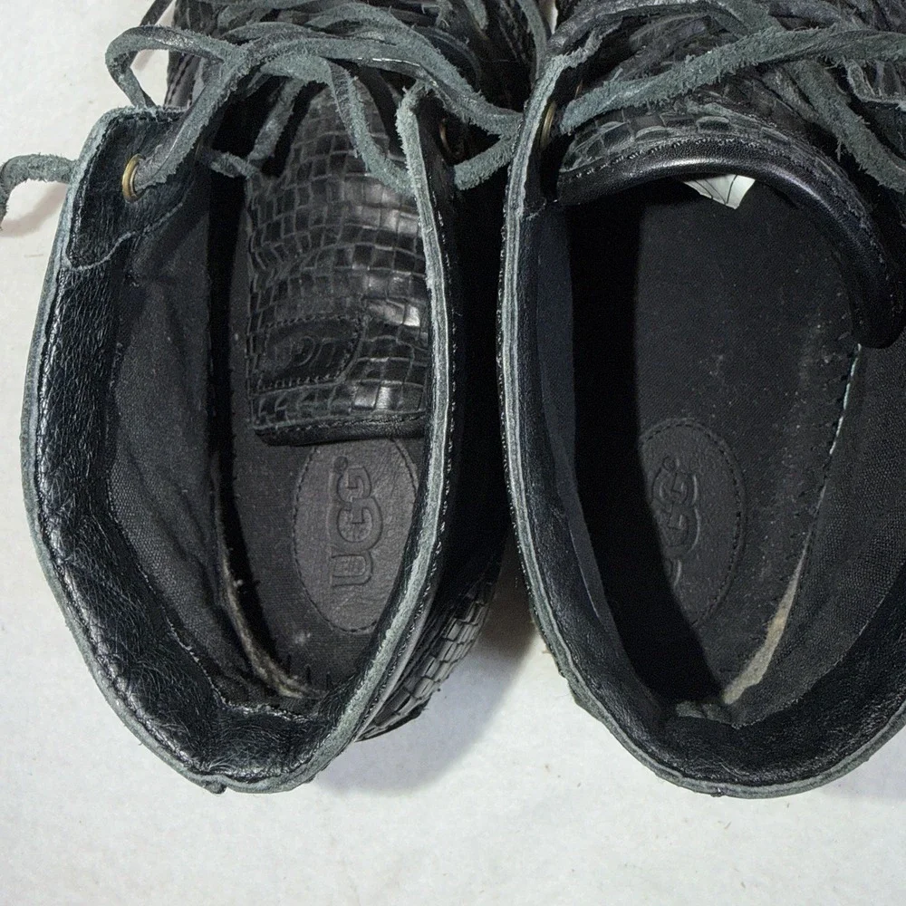UGG Australia Mens 10 Black Woven Leather Chukka Boots Lace‎ Up Casual